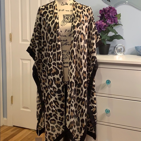 Kimono - Picture 7 of 11